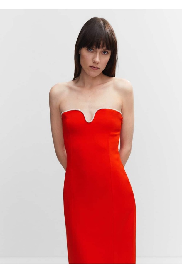 Kleid mit metallischem Kragendetail - 1