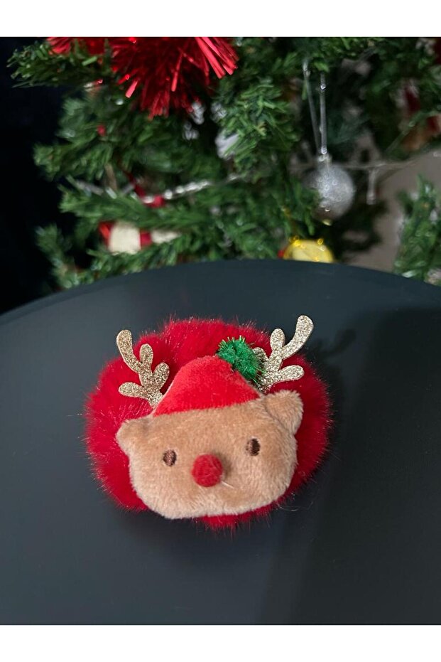 Fluffy Red Color Deer Feather Bagel Buckle