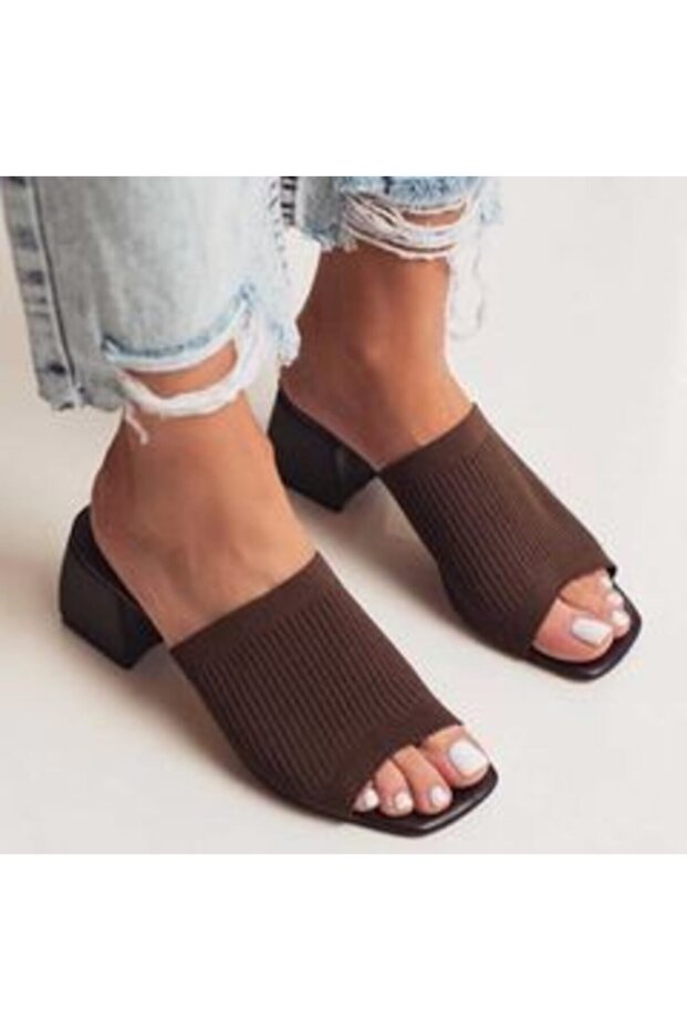 Women's Brown Heeled Knitwear Slippers