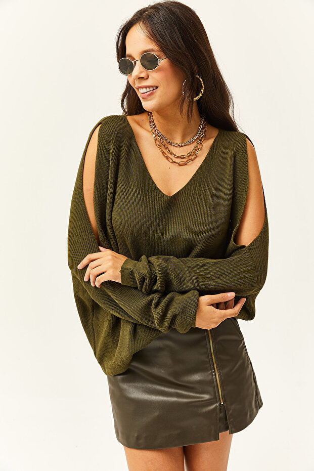 Women's Khaki V-neck Shoulder Decollete Casual Knitwear Blouse BLZ-19002191