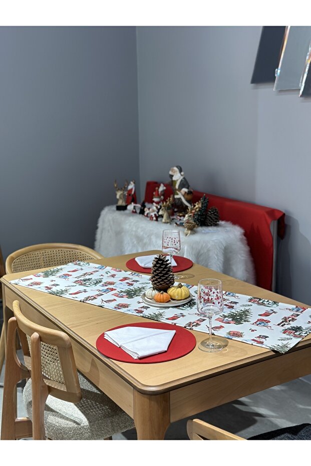 عداء أبيض منقوش لعيد الميلاد - 4