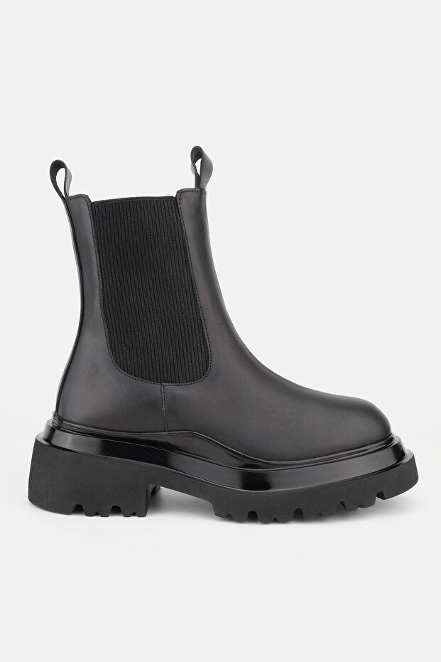 Women's BLACK GENUINE NATURAL LEATHER CHELSEA BOOTS & BOOTIES