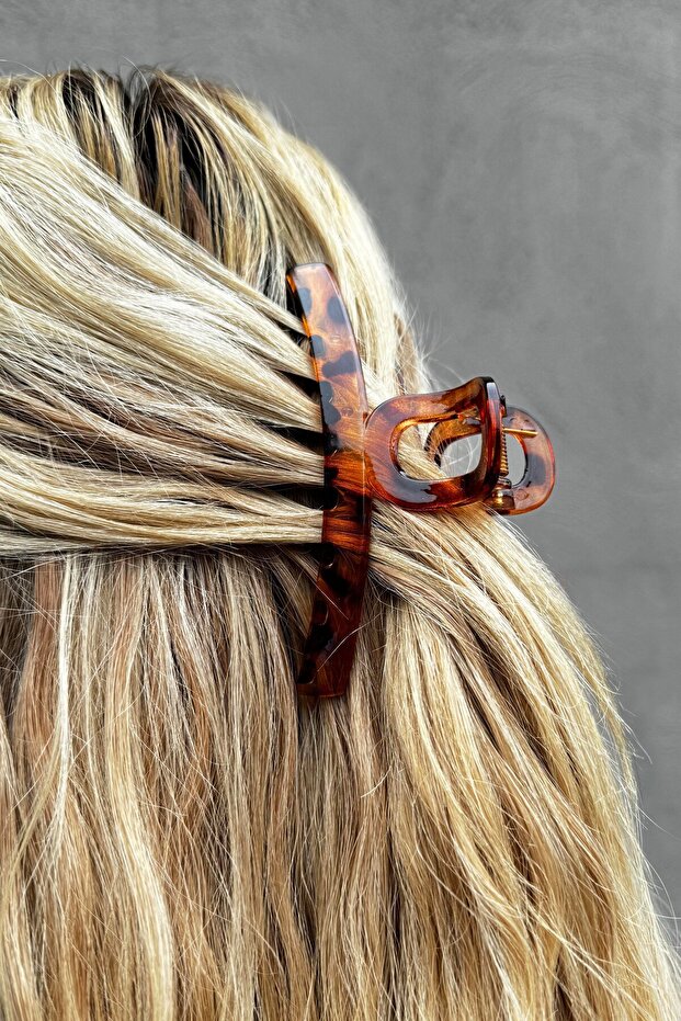 مشبك مزلاج بنقشة الفهد البني - 1