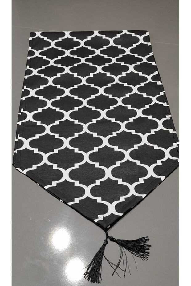 Black Classic Patterned Runner - 1