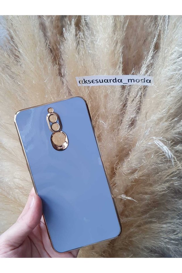 Huawei Mate 10 Lite Compatible Gold Detailed Laser Cut Shiny Case