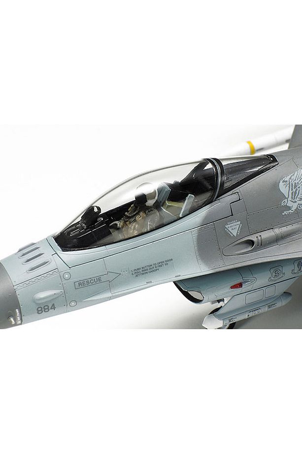 1/72 Lockheed Martin F-16CJ Block 50 with FuII Equipment Plastik Uçak Maket Kiti, Demonte Hobi Seti - 7
