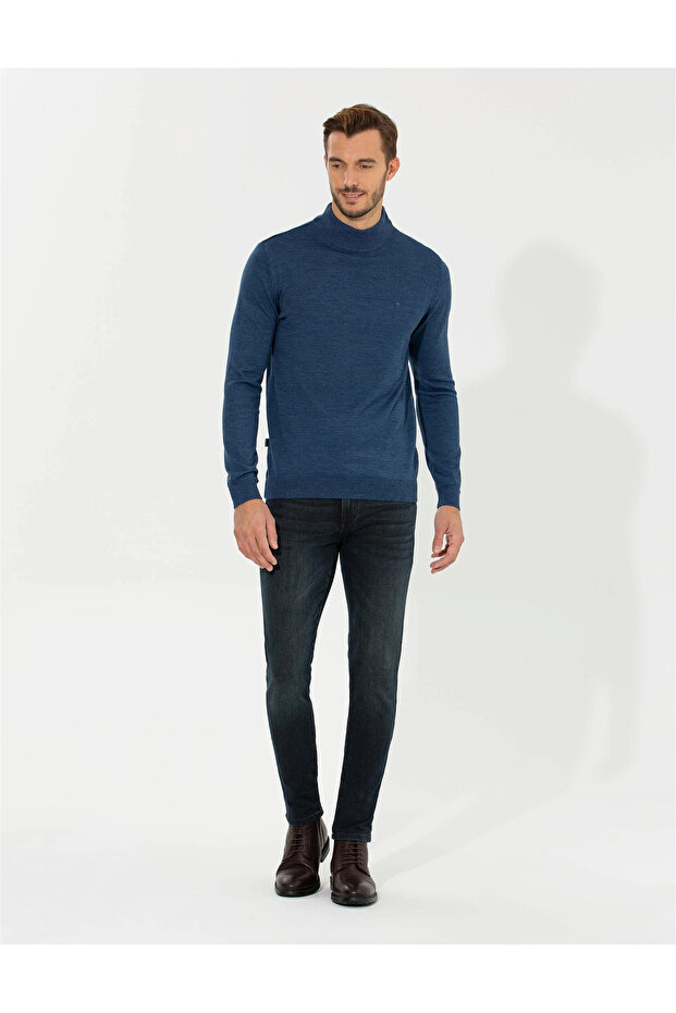 سويت شيرت أساسي ذو مقاس عادي من Indigo - 3