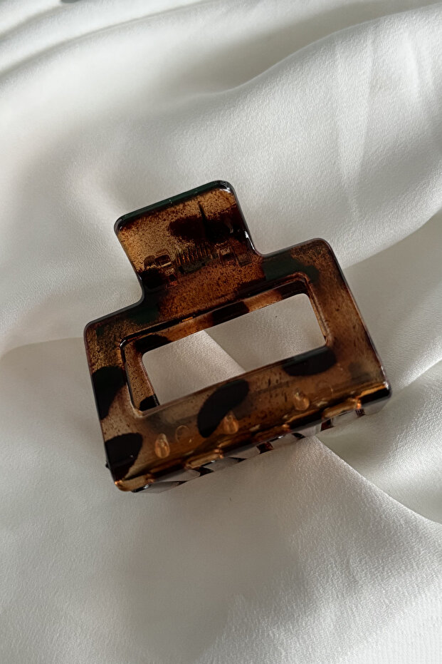 مشبك مزلاج بنقشة الفهد البني - 2