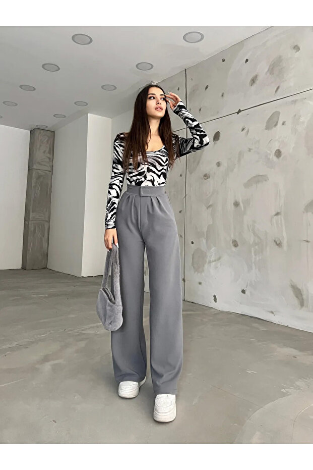 High Waist Pleated Palazzo Trousers