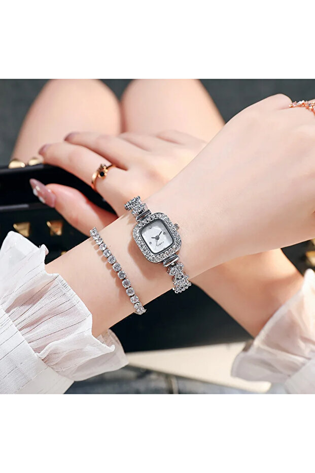 Minimal Luxury Stoned Polite Women's Wristwatch