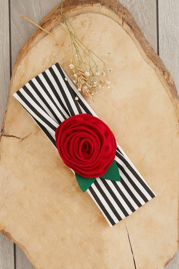 Handmade Soft Natural Cotton Combed Cotton Baby Kids Girls Bandana Rose Series with Unique Accessories