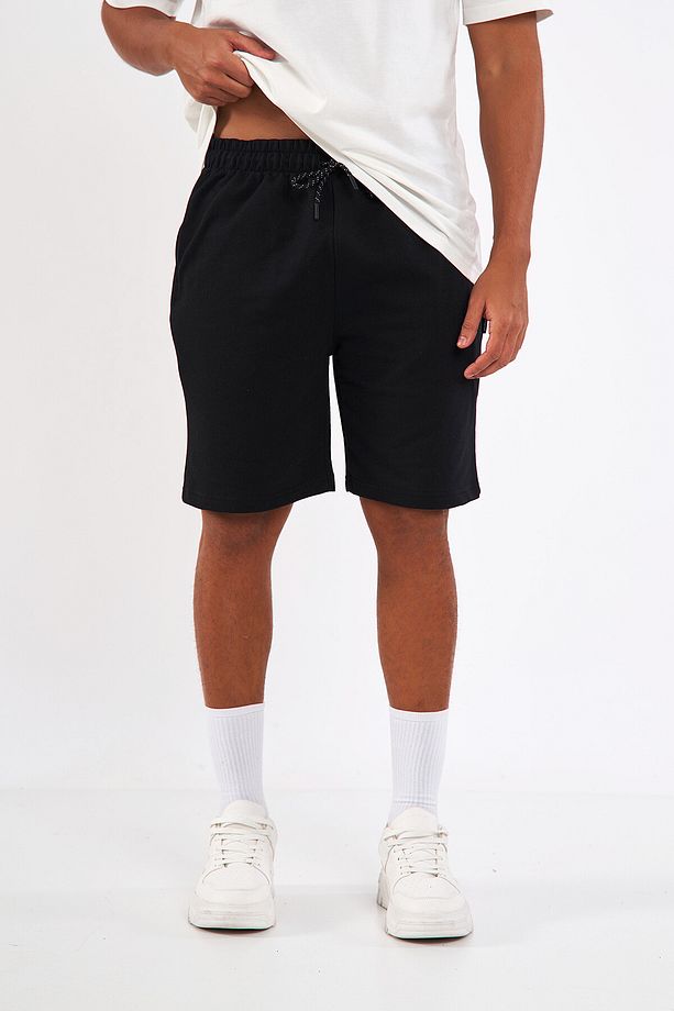 Regular Fit Yanları Cepli Kalın Kumaş Rahat Kesim Erkek Siyah Şort - 3