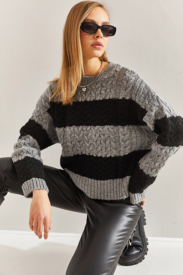Women's Gray Black Hair Knitted Patterned Knitwear Sweater Stk0001