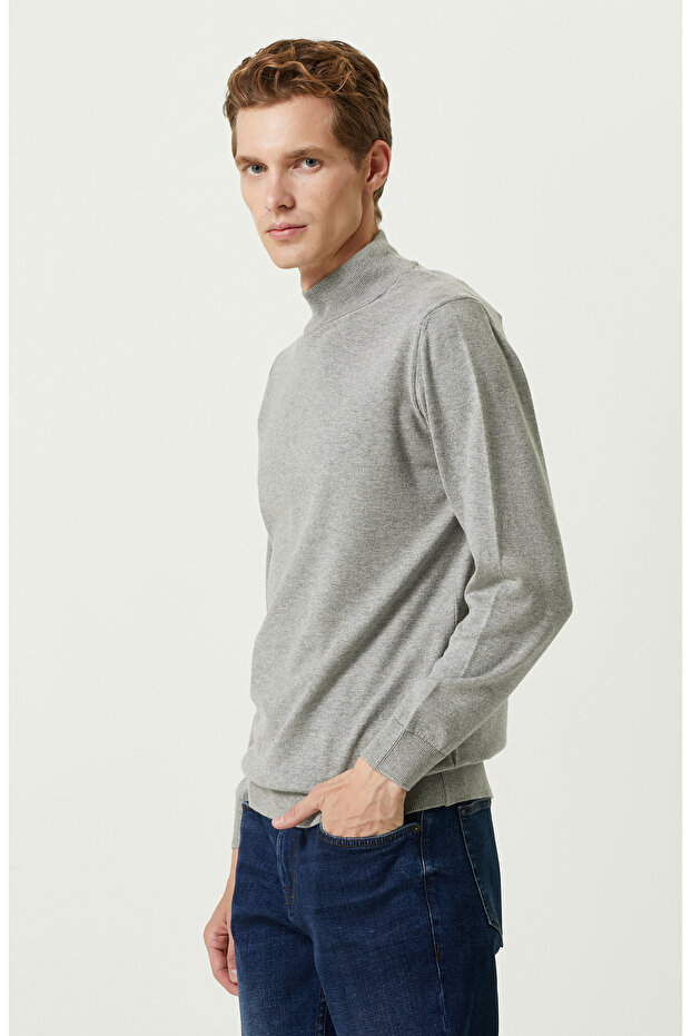 سترة رمادية اللون بنصف الياقة المدورة - 4