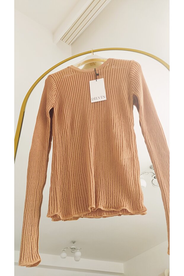 10355 Crew Neck Transparent Sweater-camel