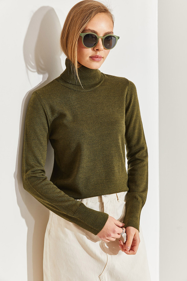 Women's Khaki Turtleneck Knitwear Sweater Stk0015