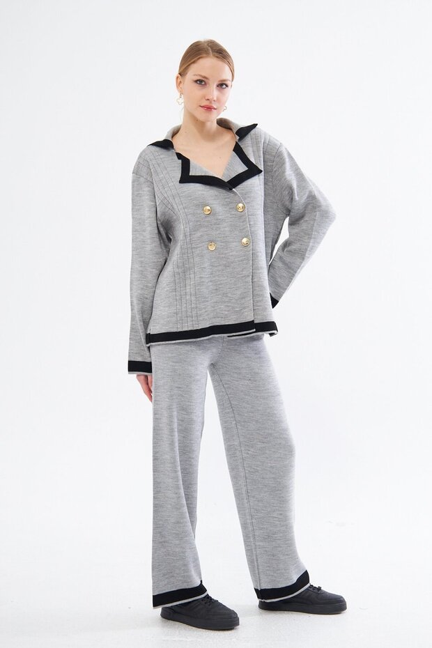 مجموعة تريكو مزدوجة بأزرار - 6