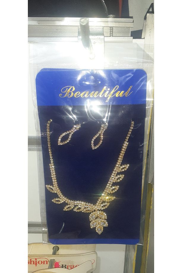 Abiyelik takı seti kolye ve küpe - 1