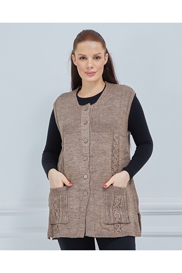 Women's Round Neck Knitwear Buttoned Winter Wool Vest with Pockets
