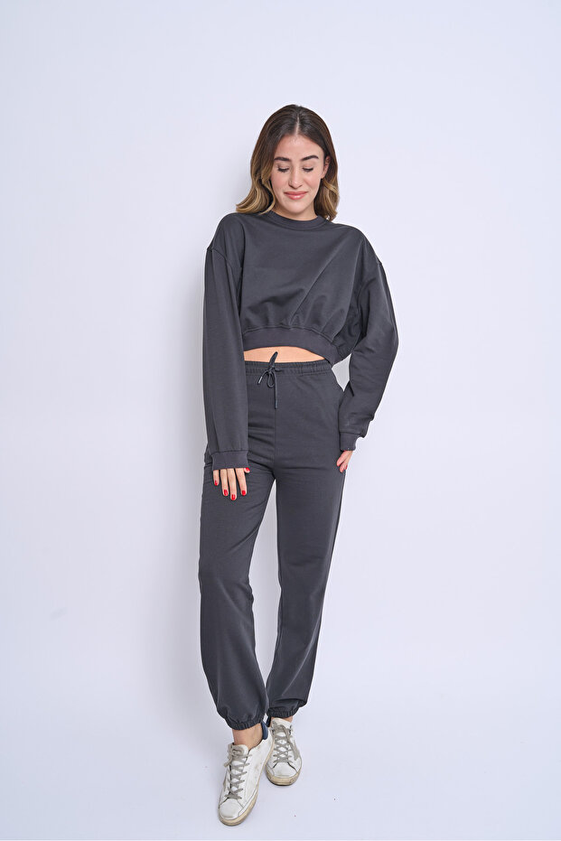 Crew Neck Raised Tight Fit Crop Women's Tracksuit Set