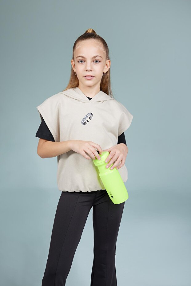 Girl's Hooded Printed Sleeveless Sweatshirt B3161a823au