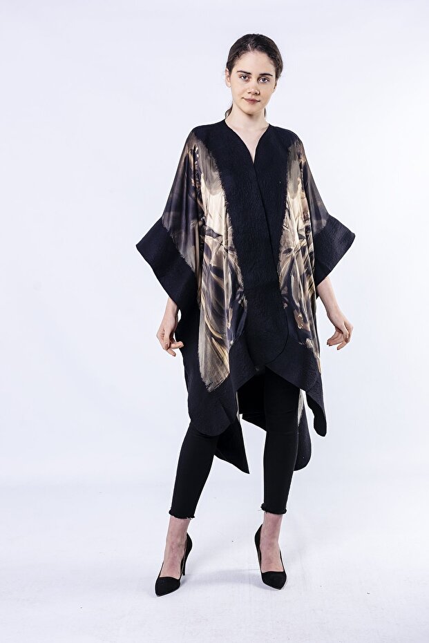 Silk Felt Poncho| Boldini Cleo De Merode Black| Nomads Felt