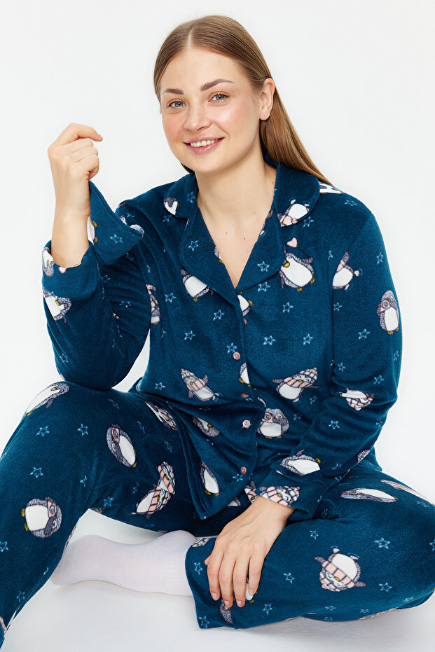 Petrol Penguen Desenli Gömlek Yaka Polar Pijama Takımı TBBAW24AI00025 - 3
