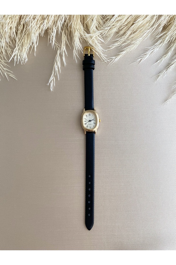 QUARTZ Retro Minimal Vintage Siyah Renk Kordon Kadın Kol Saati