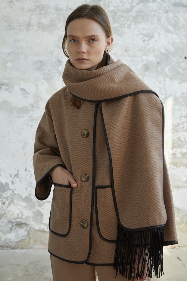 Leather Piping Detailed Scarf Stitched Coat - Camel