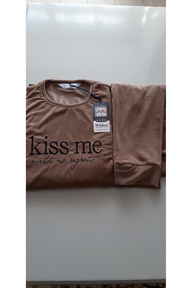 Set od baršunaste pidžame 2318 Mlečna kafa - 2