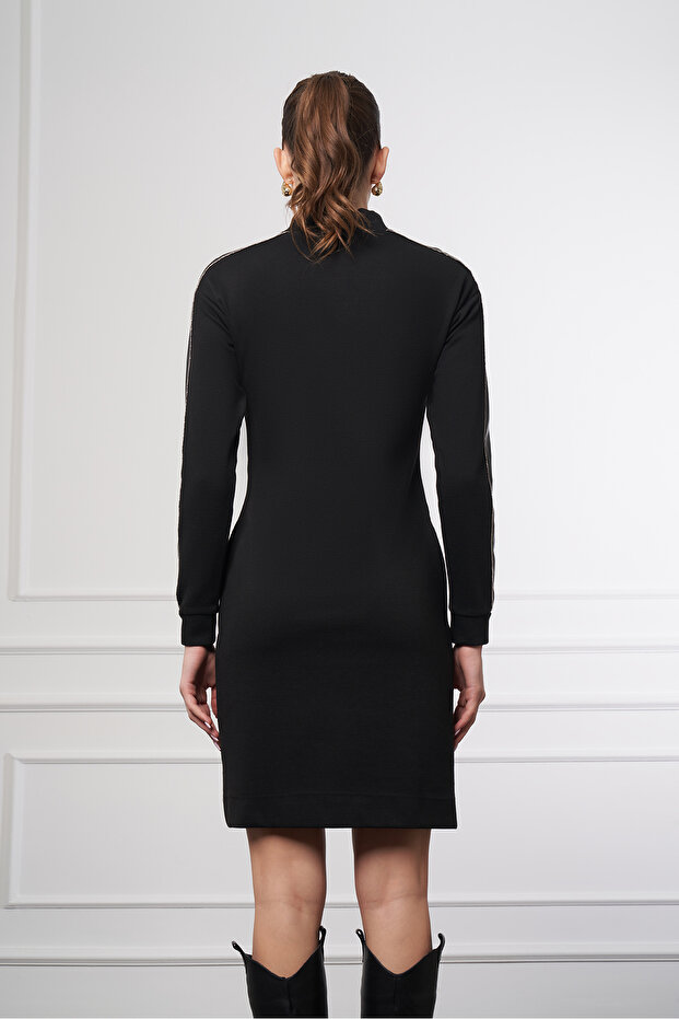 Deri Biyeli Dik Yaka Mini Elbise - 4