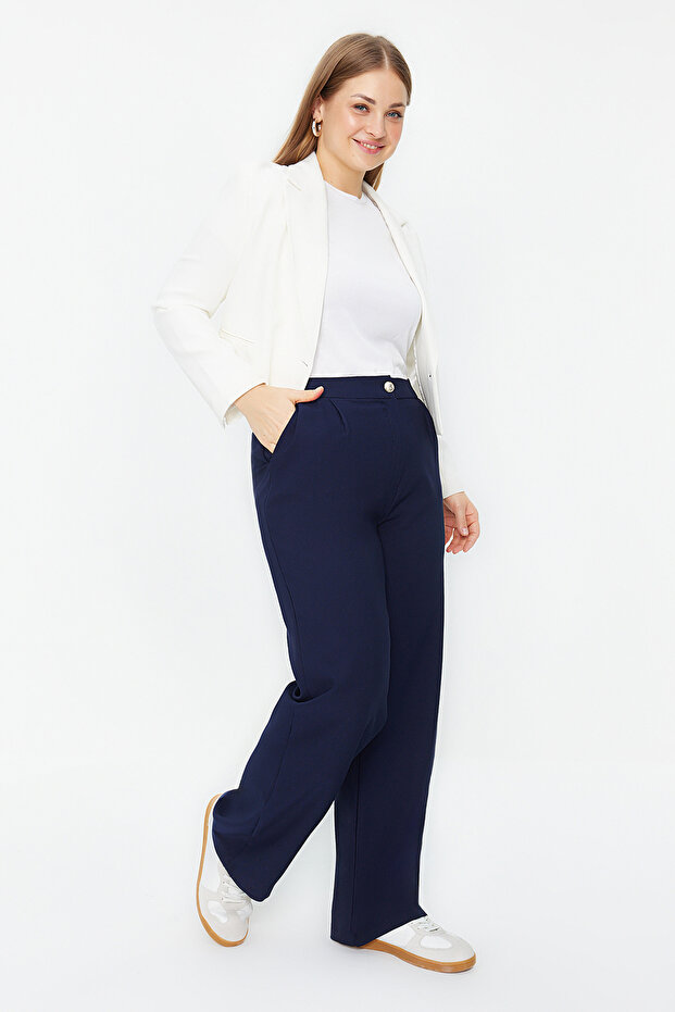 Granatowe spodnie z szerokimi nogawkami w dużych rozmiarach TBBAW24AR00033 - 2