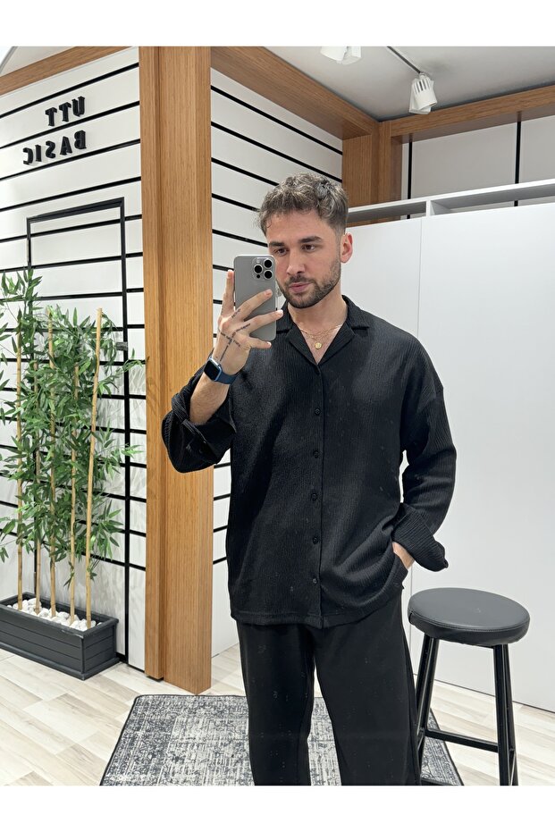 قميص أسود من نسيج القطني كبير الحجم - 5