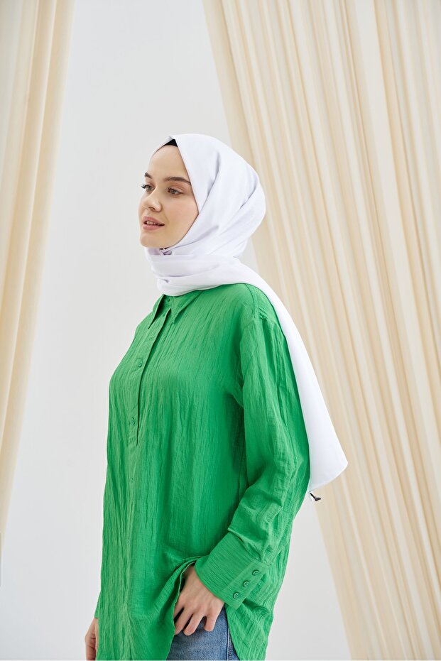 شال بنمط رسومي - أبيض مكسور - 2