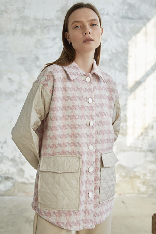 سترة مبطنة بنمط مربعات - مسحوق - 2