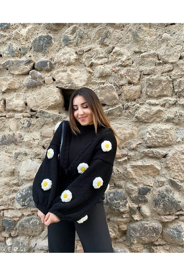 Siyah Çiçek Hırka - 1