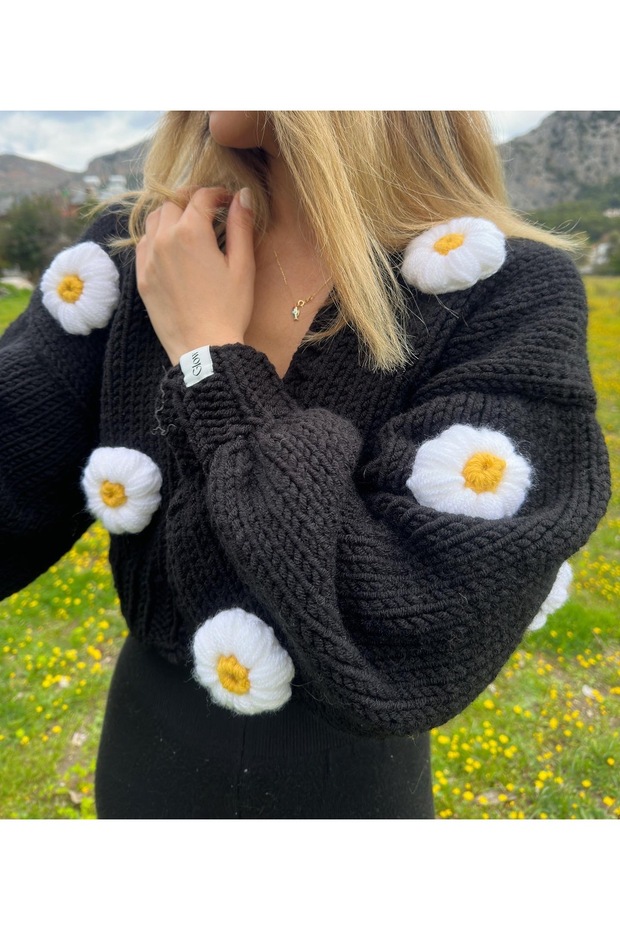 Siyah Çiçek Hırka - 7