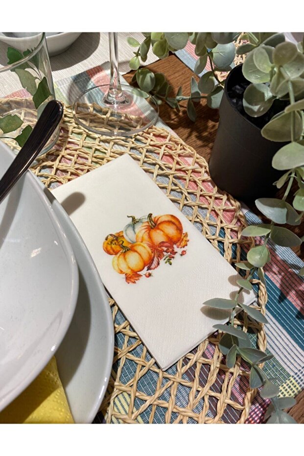 Quadruple Pumpkin Presentation Napkin 16 Pieces