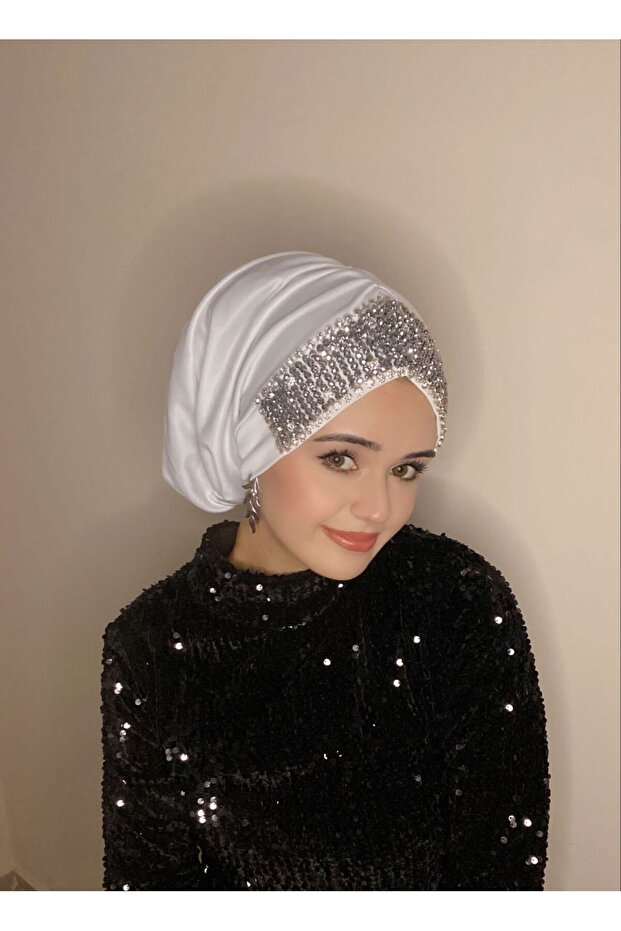 غطاء رأس من الحجر الأبيض