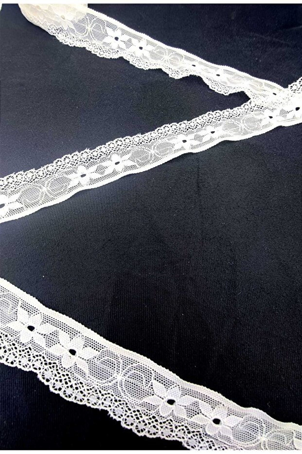 LYCRAL LACE ECRU EN 3.5 CM BOY 10 MT EDGE MODEL LACE