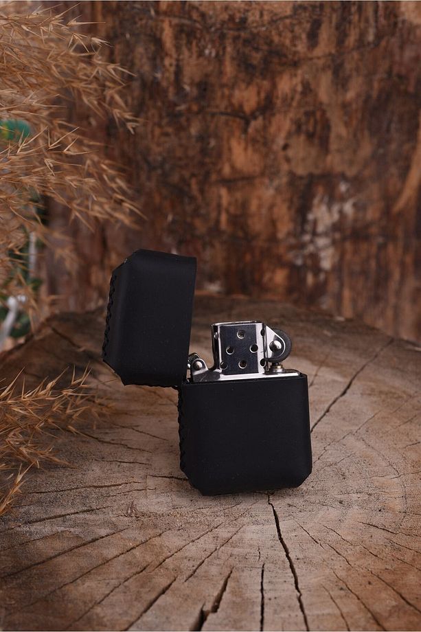 El Yapımı Hakiki Deri Zippo Çakmak - 1
