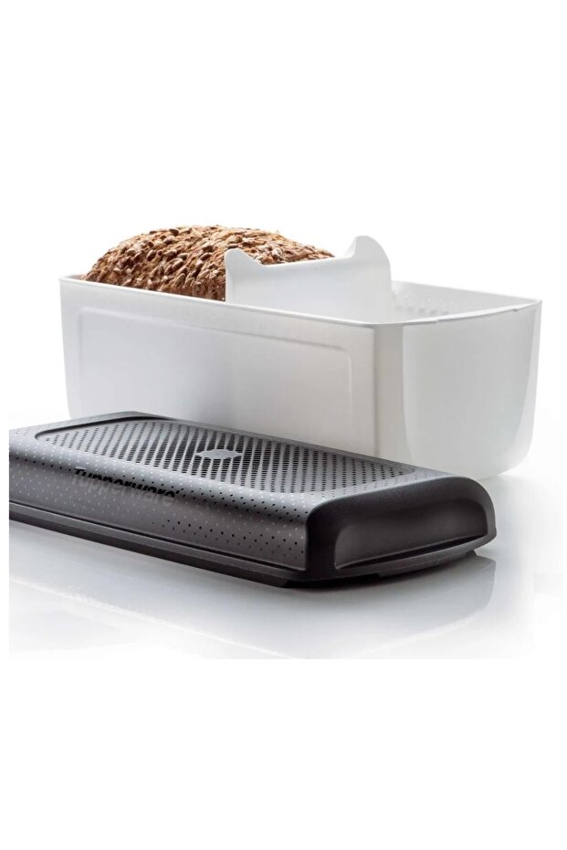 Tuperware Ekmeklik. - 2