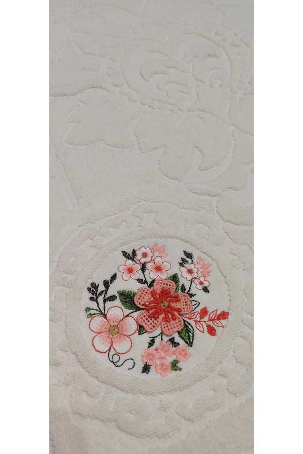 Annem Hediyelik 3d Krem Havlu Üzeri Çeyizlik Lüks Nakışlı Jaklarlı Ayak Havlusu Banyo Paspası 50x70 - 2