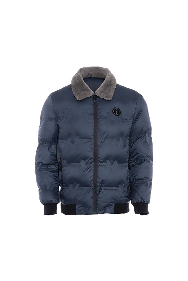 Steppjacke mit Kunstfellkragen - 1