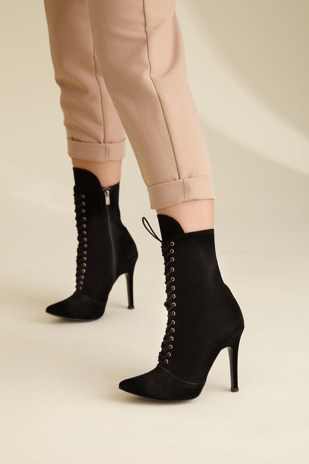 Arto Lace-Up Thin Heel Black Suede Black Suede 10 cm Women's Boots & Bootie, High Heels