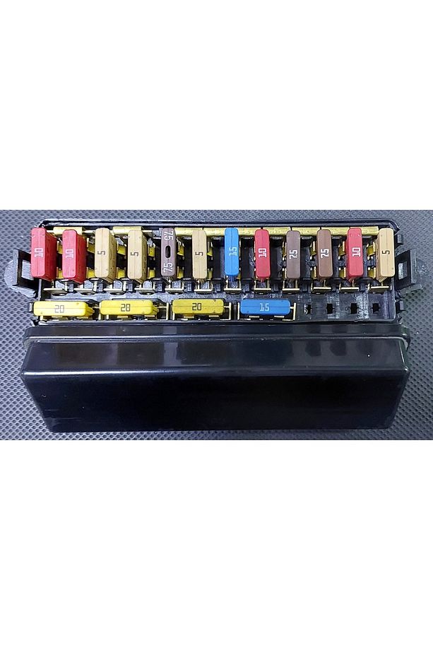 16 LI SİGORTA KUTUSU MF - 1