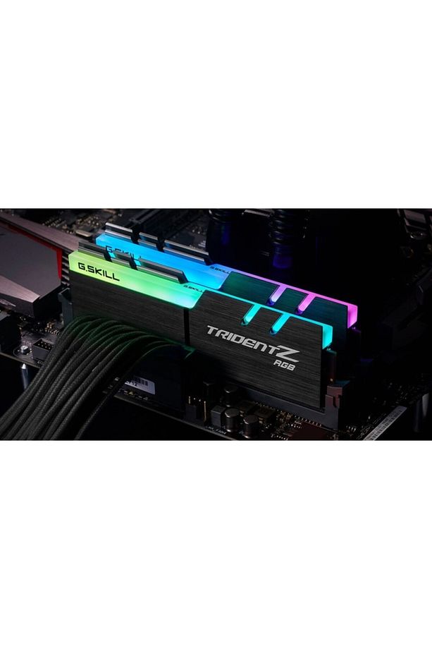 Gskıll Trıdent Z Rgb 64gb (2x32) Ddr4-4400mhz Cl19 1.5v (f4-4400c19d-64gtzr) - 3