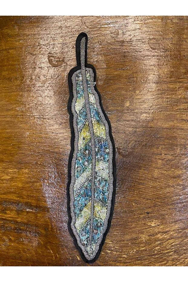 Iron-on Embroidery Soft Colorful Shiny Leaf 21x4