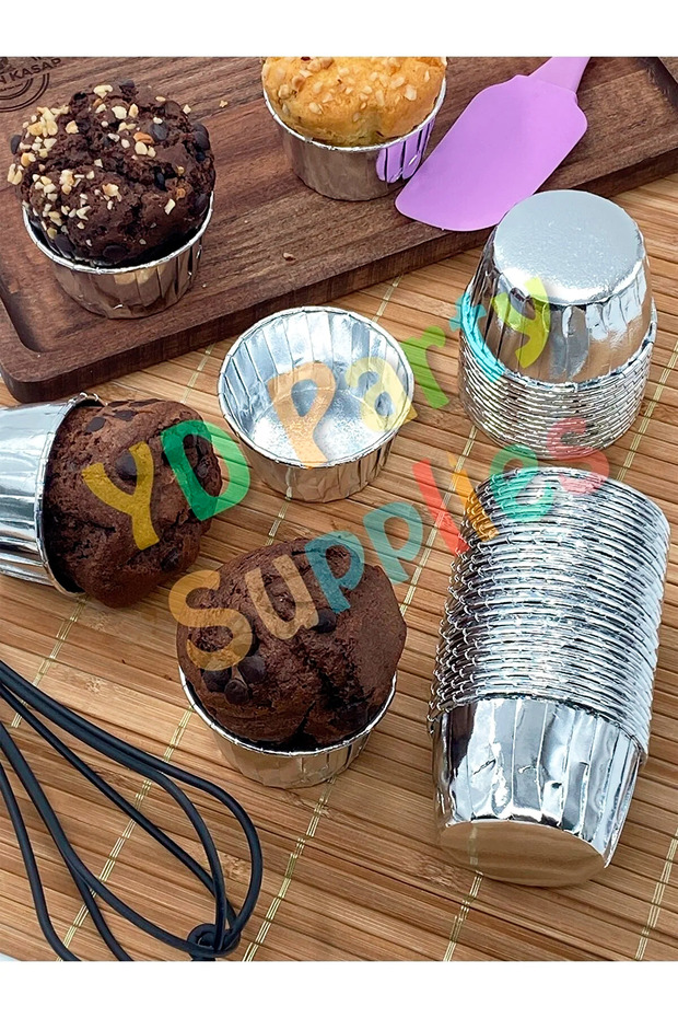 Silver Metallic Muffin Cake Mold 25 Pieces 50x39