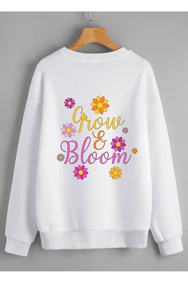 سويت شيرت أبيض برقبة دائرية وطباعة Grow Bloom